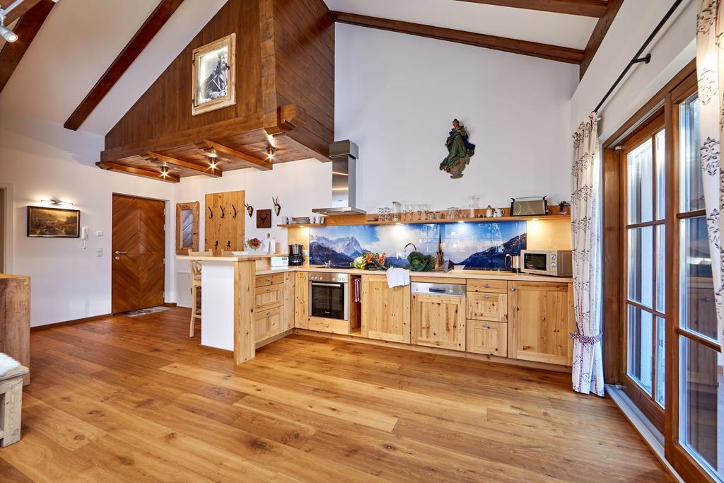 Ferienwohnung Alpspitzblick Garmisch-Partenkirchen Dış mekan fotoğraf